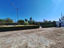 Edificio en venta en Umbrete, PUEBLO photo 0