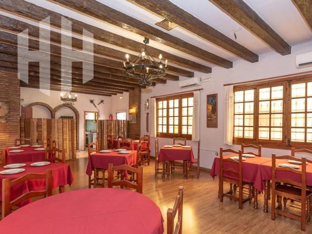 Local comercial en venta en Málaga photo 0