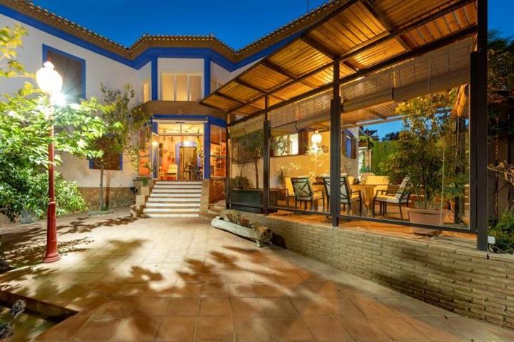 Chalet en venta en Las Gabias, CAMPO DE GOLF photo 0