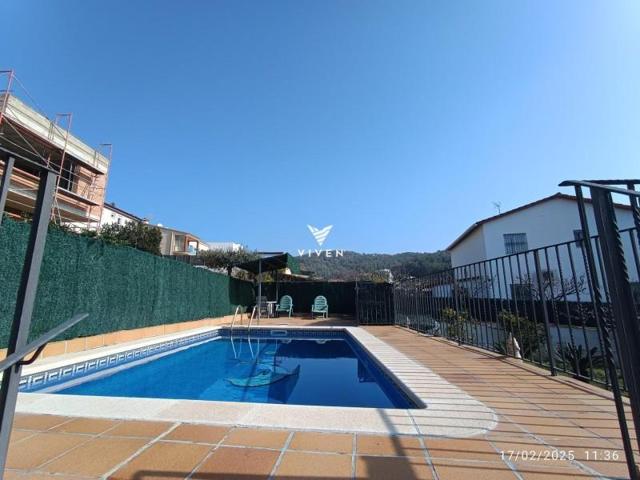 Casa en venta en Sant Pere de Ribes, Mas Alba-Can Lloses photo 0