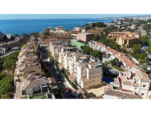 Aticos en venta en Benalmádena photo 0