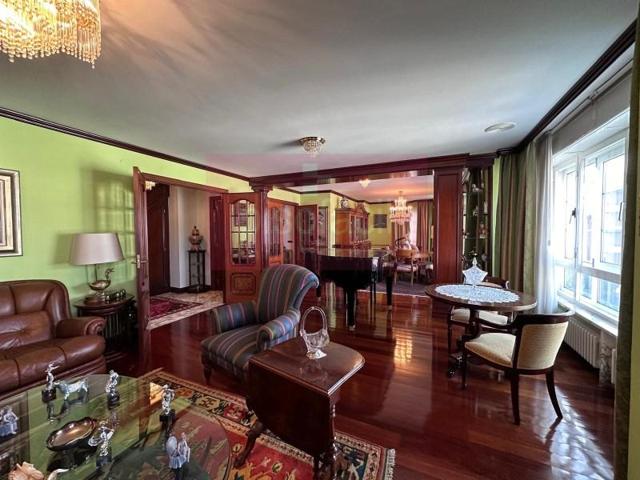 Piso en venta en Lugo photo 0