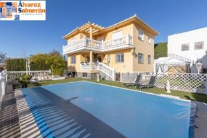 Chalet en venta en Gójar, Urbanizacion los cerezos photo 0