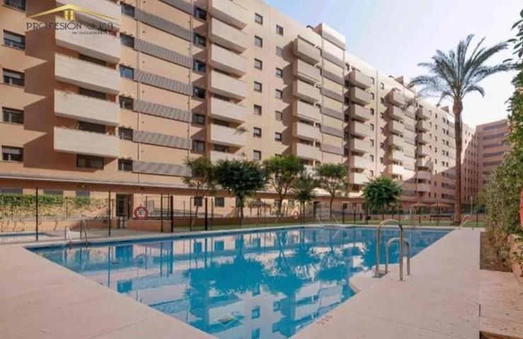 Piso en venta en Málaga, Vialia photo 0