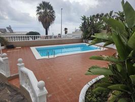 Chalet en venta en El Rosario, Tabaiba photo 0