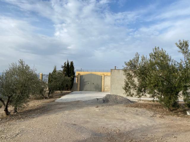 Chalet en venta en Huétor Tájar, Zona de - Huétor Tájar photo 0