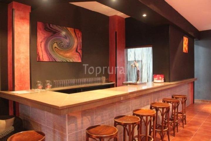 Edificio en venta en Almorox photo 0