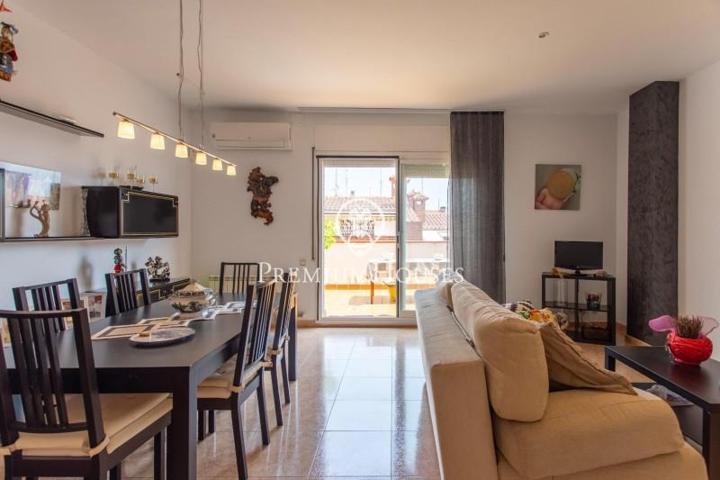 Casa en venta en Mataró, Vista Alegre photo 0