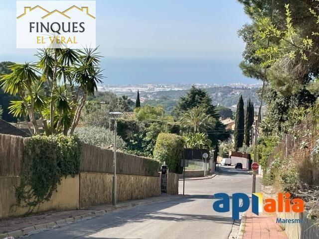 Terreno en venta en Cabrils, Sin Zona photo 0