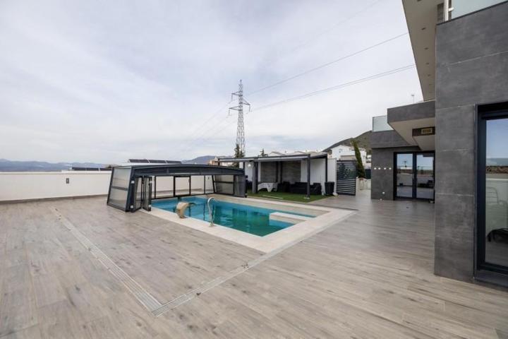 Chalet en venta en Dílar, CAÑADAS DEL PARQUE photo 0