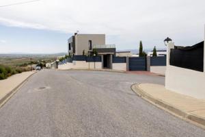 Chalet en venta en Dílar, CAÑADAS DEL PARQUE photo 0