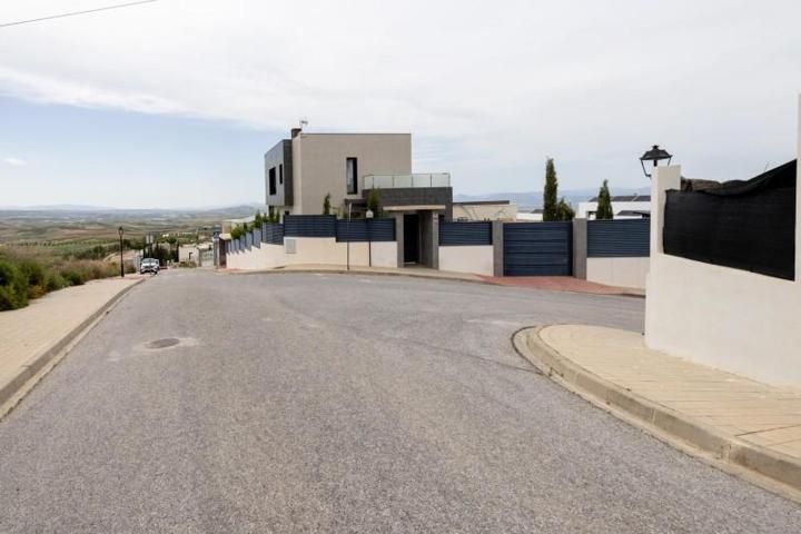 Chalet en venta en Dílar, CAÑADAS DEL PARQUE photo 0