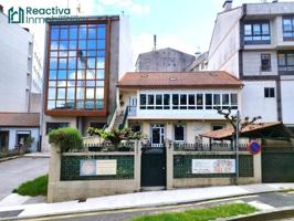 Adosada en venta en Santiago de Compostela, Restollal photo 0