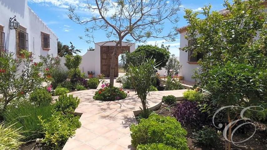 Casa con terreno en venta en Villanueva de la Concepción, Villanueva de la Concepción photo 0