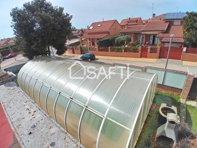 Casa en venta en Meco photo 0