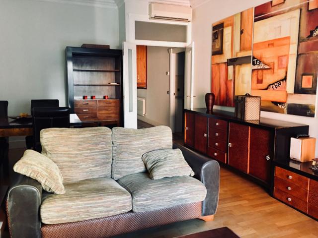 Piso en venta en Barcelona, Eixample - Eixample Derecha photo 0