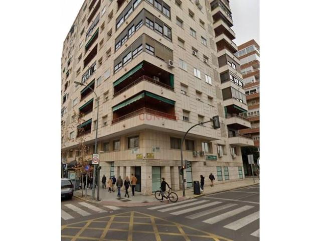 Local comercial en venta en Badajoz, Centro photo 0