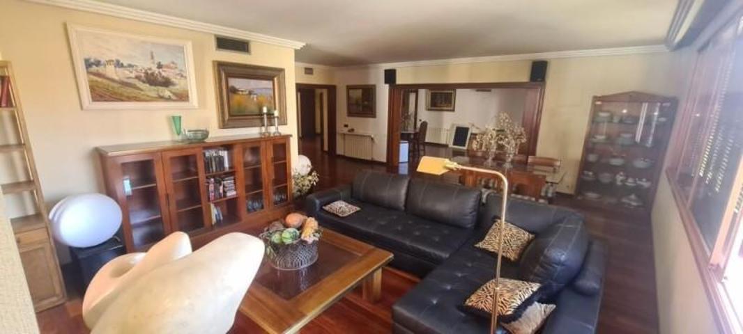 Piso en venta en Alicante photo 0