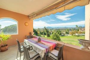 Piso en venta en Marbella, Guadalmina photo 0