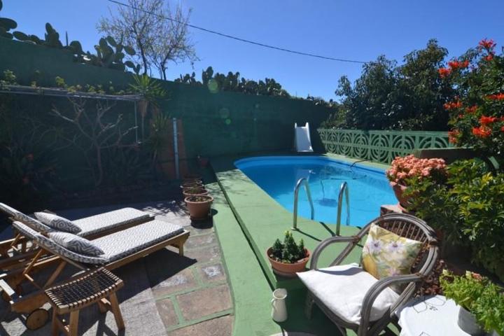 Casa con terreno en venta en Santa Lucía de Tirajana, Santa Lucía photo 0