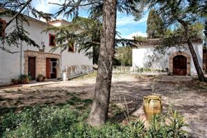 Casa con terreno en venta en Alcoy-Alcoi, Barri Batoi - Sargento - Baradello photo 0