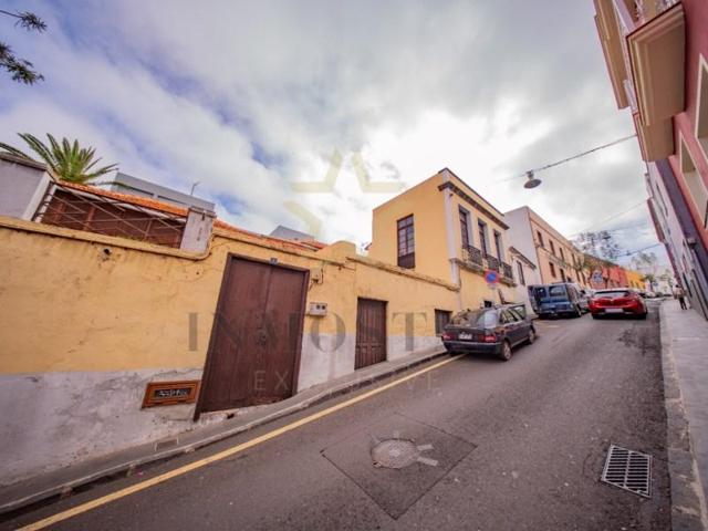 Chalet en venta en Los Realejos photo 0