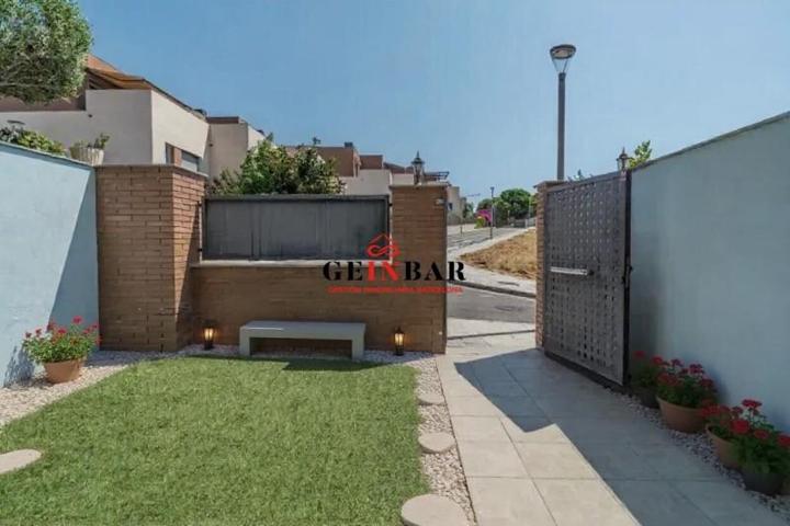 Adosada en venta en Sant Andreu de Llavaneres, Playa photo 0