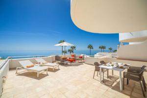 Piso en venta en Estepona, Sinfonía del Mar, 29693 photo 0