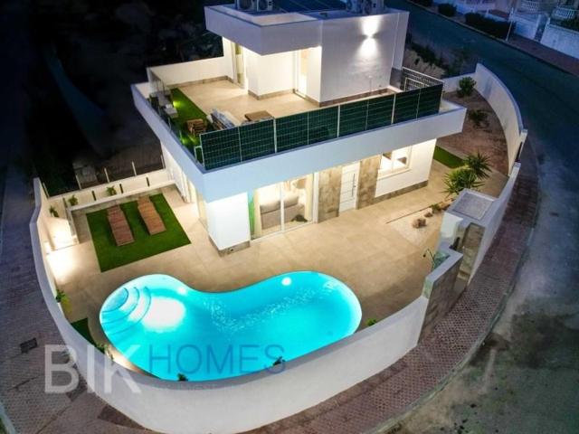 Chalet en venta en Rojales photo 0