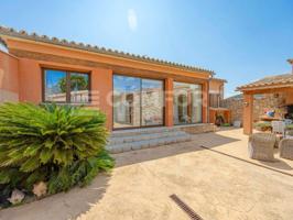 Casa en venta en Campanet photo 0