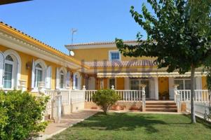Chalet en venta en San Vicente del Raspeig, Girasoles photo 0
