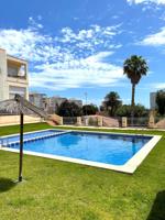 Bungalow en venta en Alicante, Playa San Juan photo 0