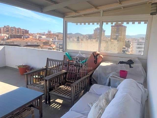 Piso en venta en Fuengirola, Rotonda de la Luna, 29640 photo 0