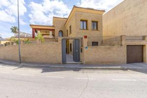 Chalet en venta en Orihuela photo 0
