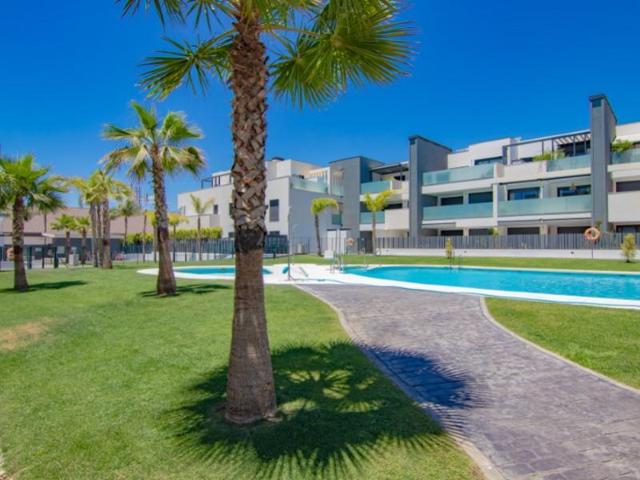 Aticos en venta en Caleta de Vélez photo 0