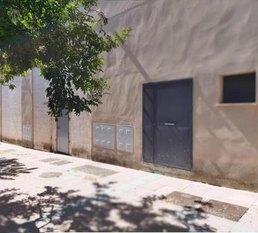 Local comercial en venta en San Luis de Sabinillas, Costa del Sol photo 0