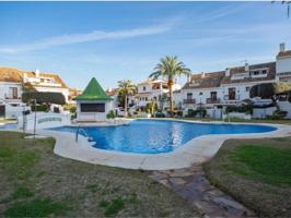 Chalet en venta en Marbella photo 0