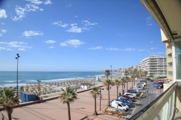 Piso en venta en Fuengirola, Torreblanca del Sol photo 0