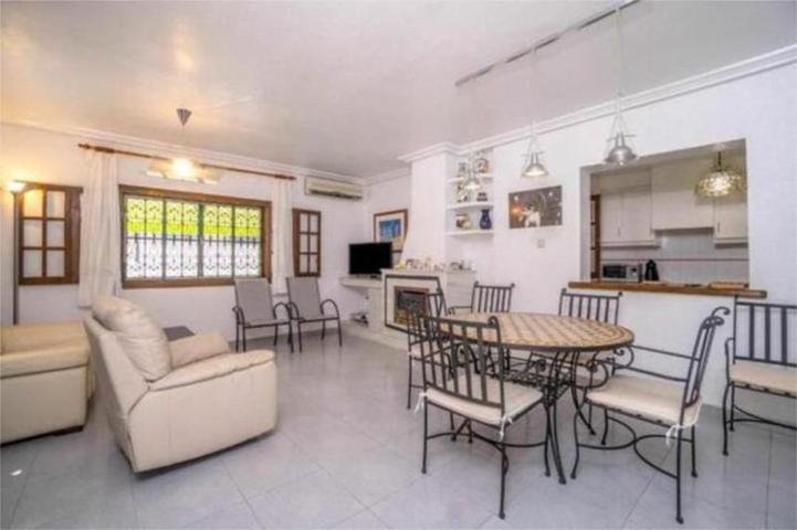 Adosada en venta en Orihuela Costa, La Zenia photo 0