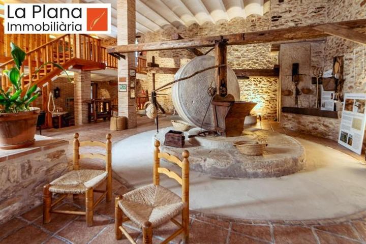 Edificio en venta en Masdenverge, Centro photo 0