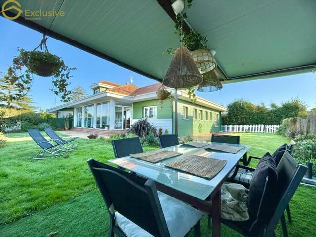 Chalet en venta en Avilés, Castrillón photo 0