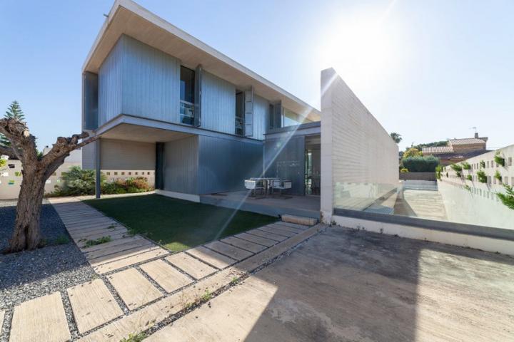 Chalet en venta en Riba-roja de Túria, Monte Alcedo photo 0