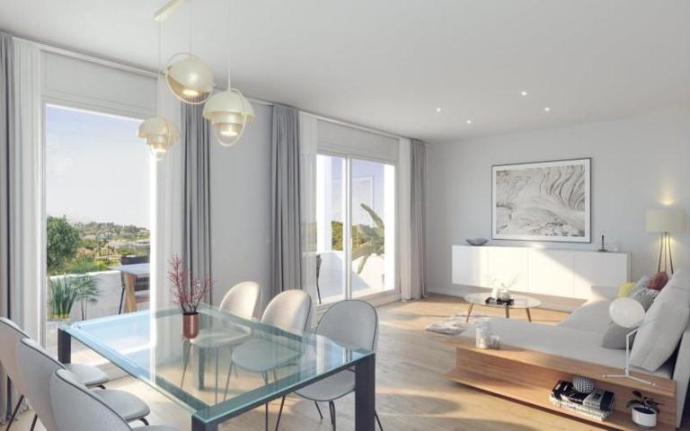 Planta baja en venta en Málaga, Limonar photo 0