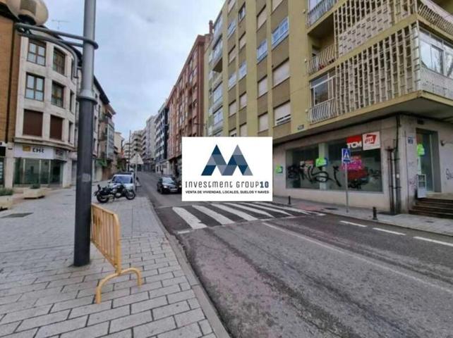 Local comercial en venta en Aranda de Duero, Calle Postas, 09400 photo 0