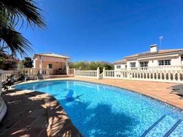 Chalet en venta en Orba, Orba photo 0