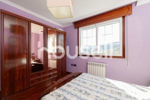 Casa en venta en Poio photo 0