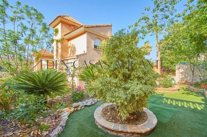 Chalet en venta en El Campello, Pueblo Acantilado - Lanuza photo 0