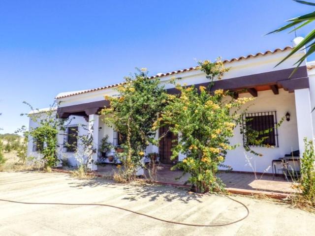 Casa con terreno en venta en San Silvestre de Guzmán photo 0