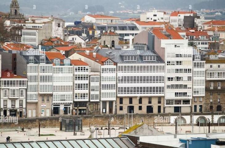 Edificio en venta en A Coruña, Ciudad Vieja - Centro photo 0