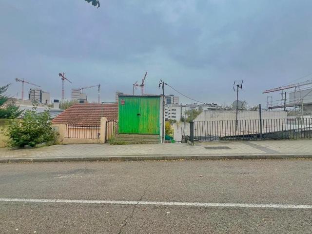 Terreno en venta en Madrid photo 0